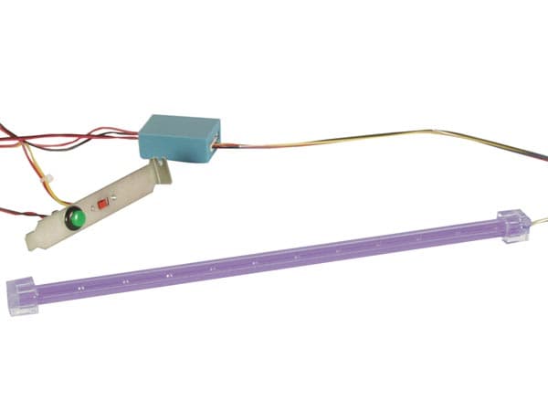 Barra Con Led Intermitente Para Torre Tuning Pc Uv Ultravioleta